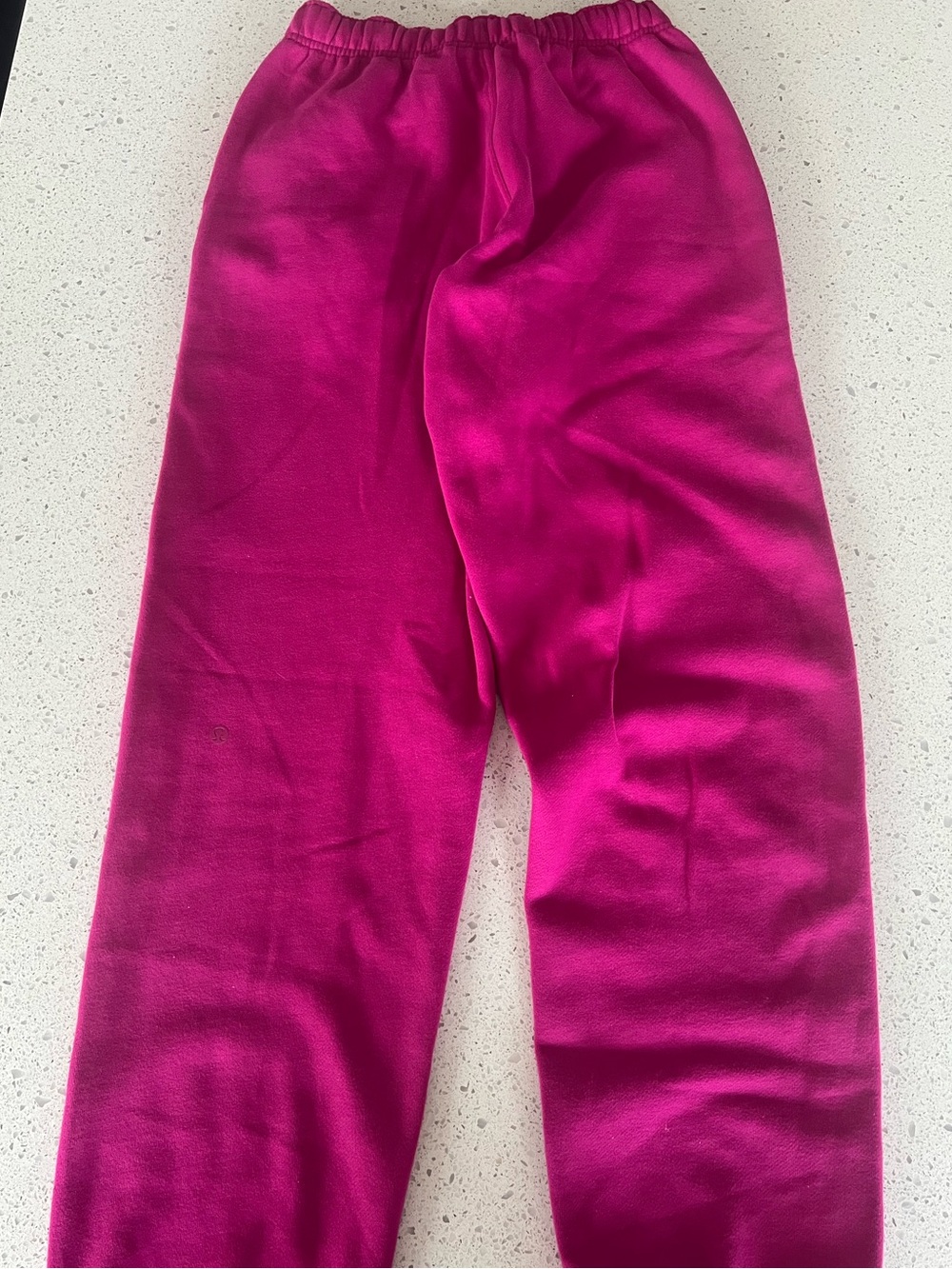 lululemon Scuba Mid Rise Oversized Jogger *Regular (NWT) Ripened Raspberry - Picture 9 of 15